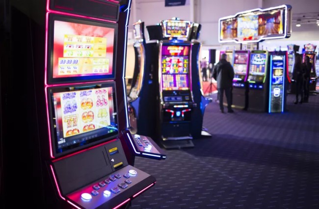 Entertainment & Gaming